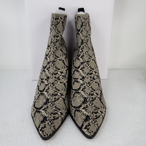 Steven N.Y. Nikia Multi Color Snake Print Fabric Notch Out Heel Boot Sz 8 & 8.5 - Picture 2 of 15